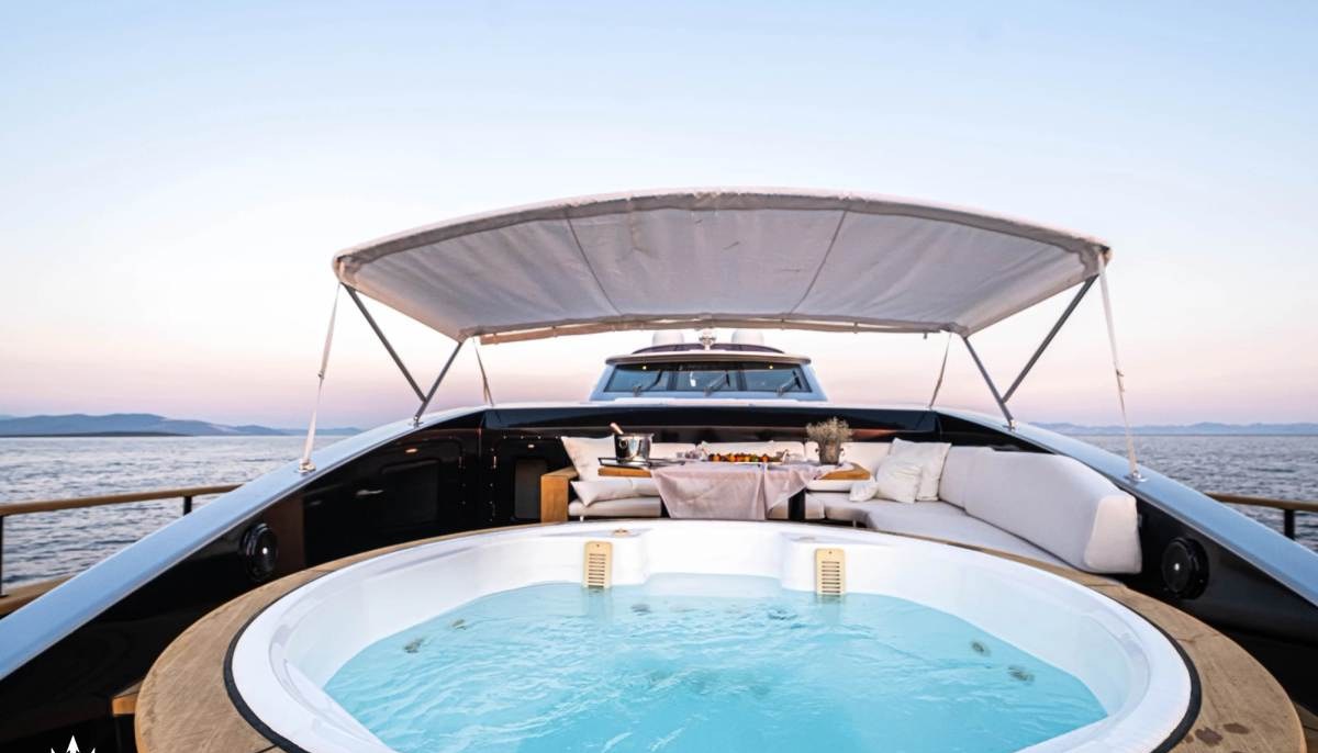HARUN yacht charter 3
