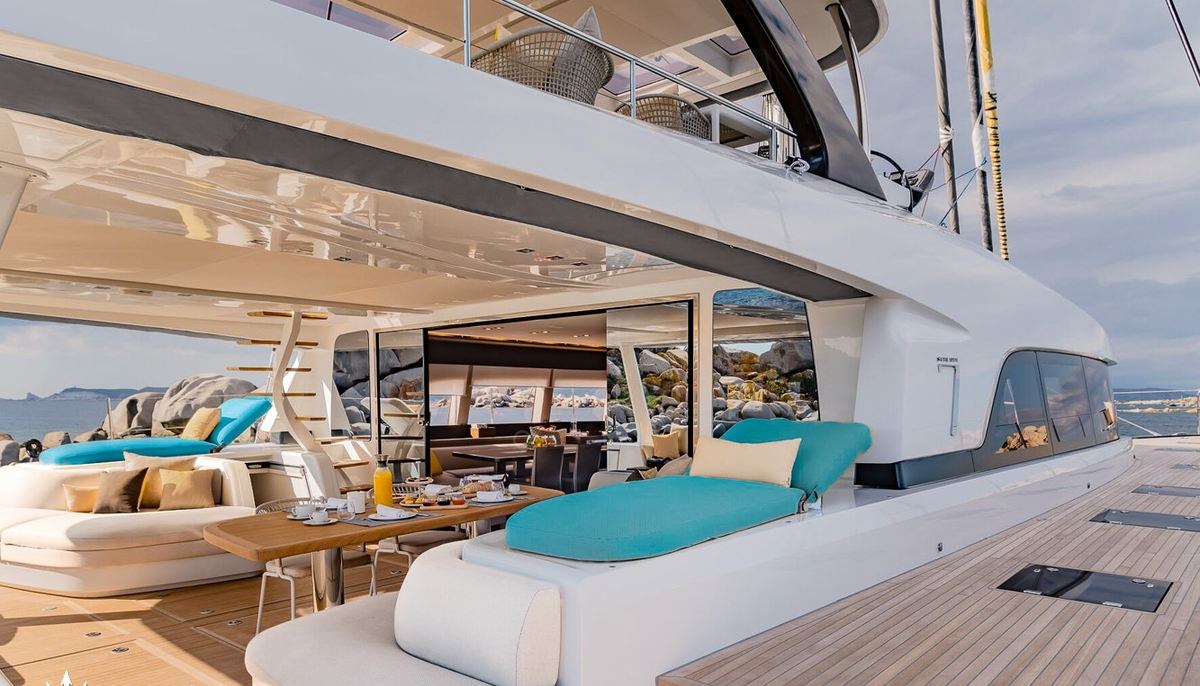 J. SPARROW yacht charter 3