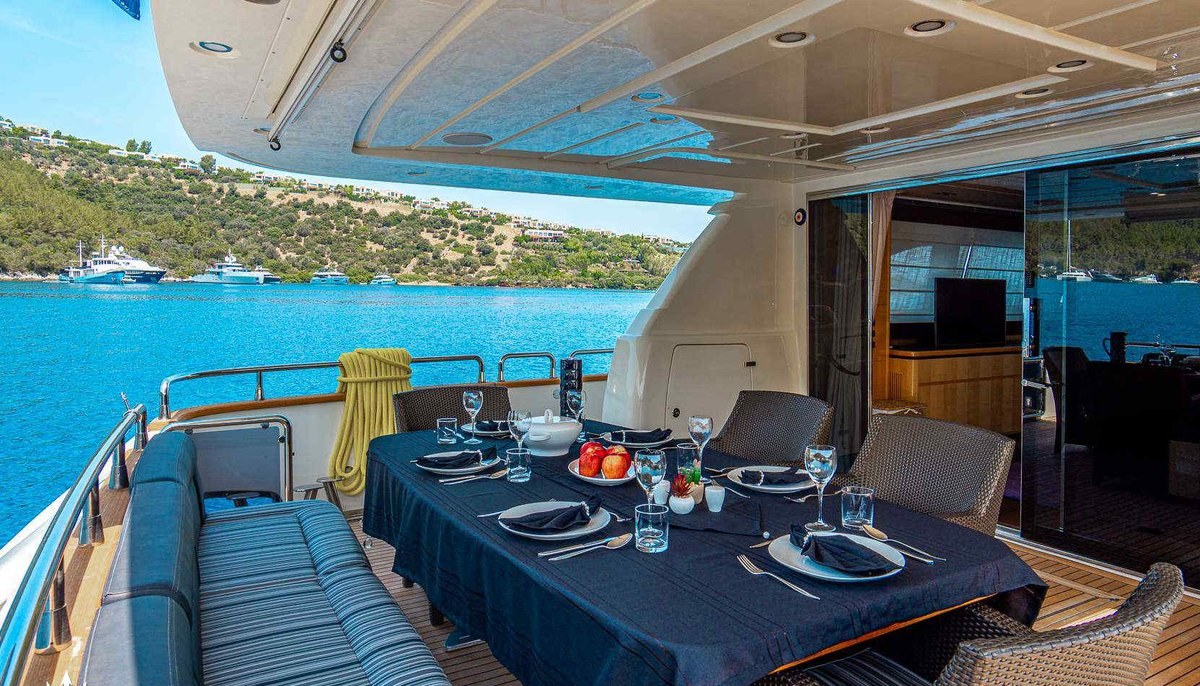 LIBERATA yacht charter 5