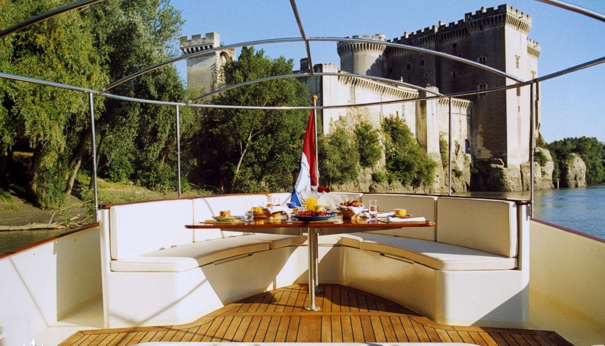ROI SOLEIL yacht charter 4