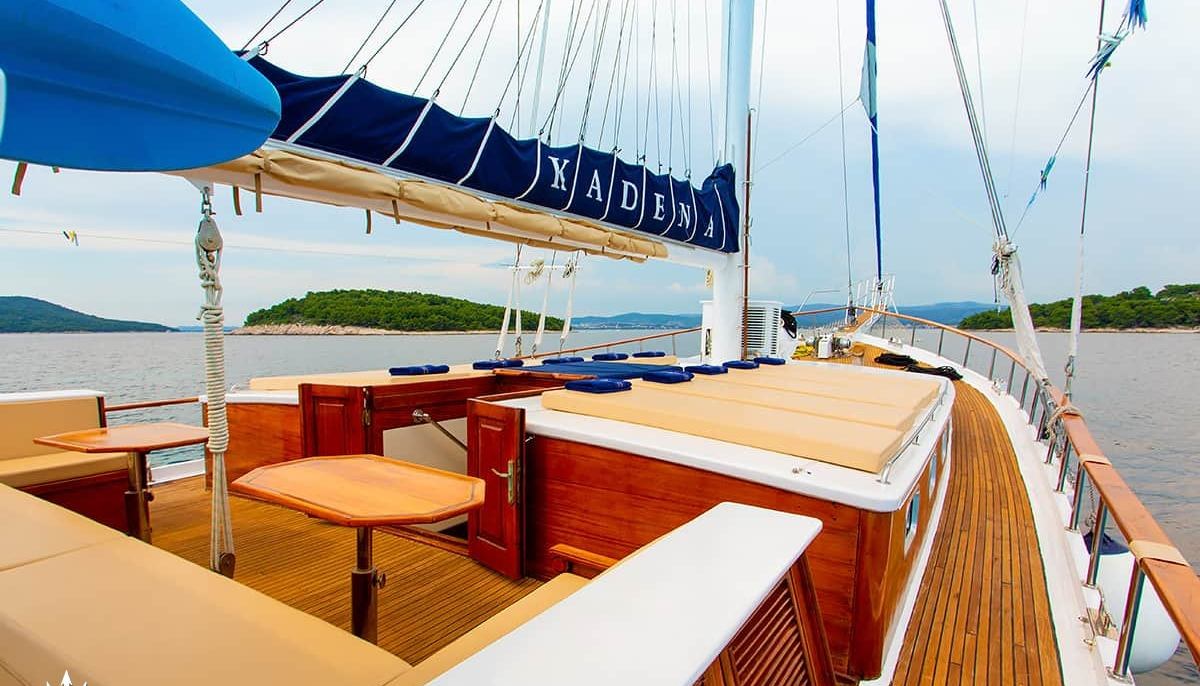 KADENA yacht charter 3