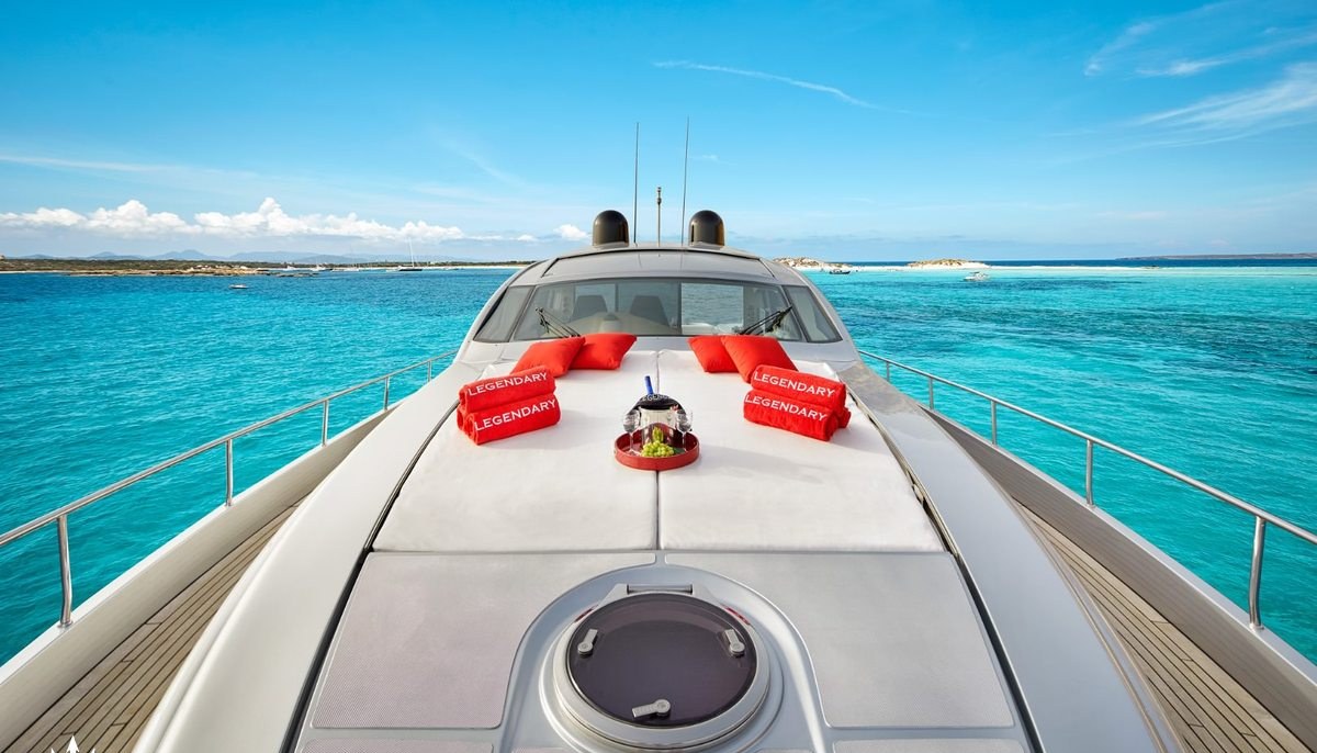 LEGENDARY yacht charter 3