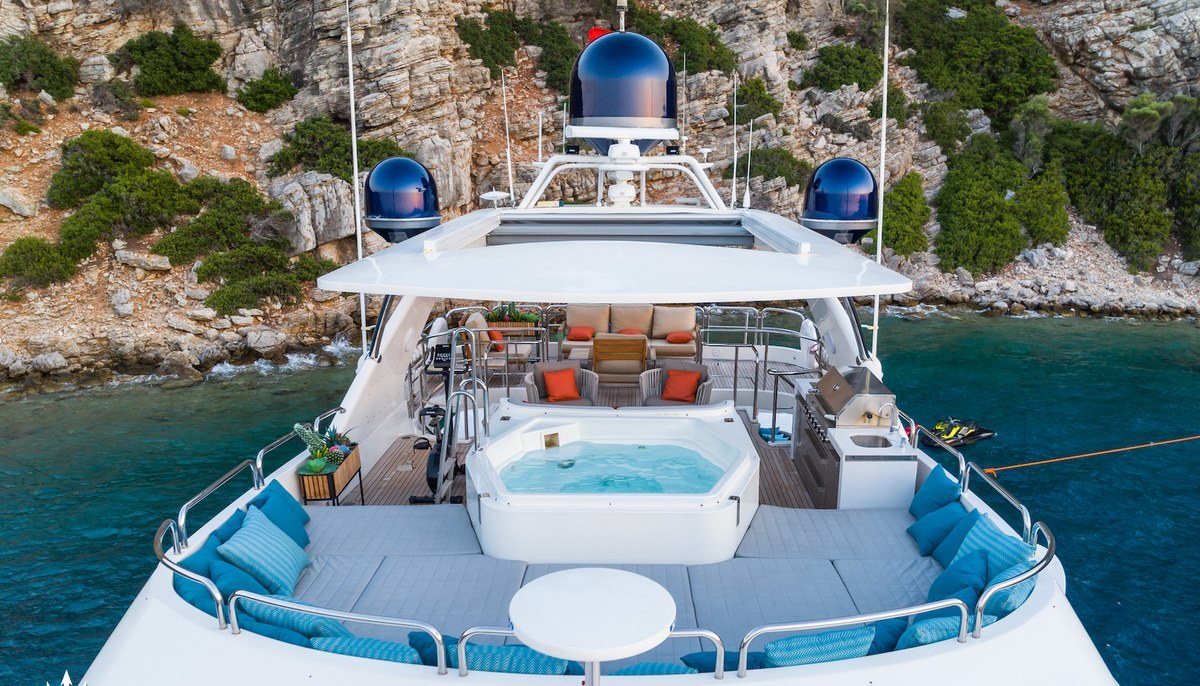 AMADEA yacht charter 3