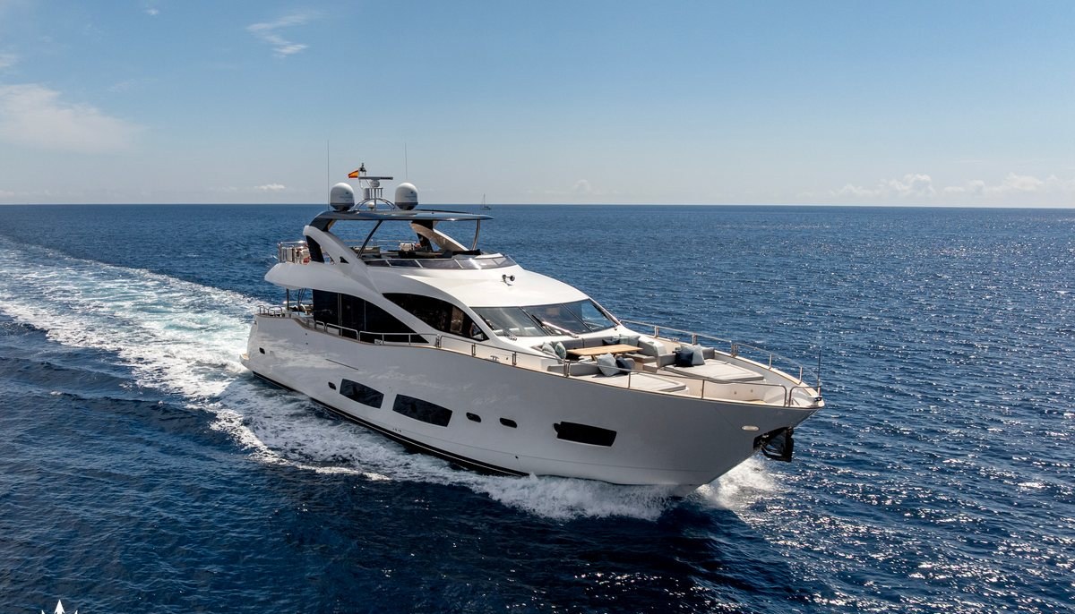BEST OF ME yacht charter 2