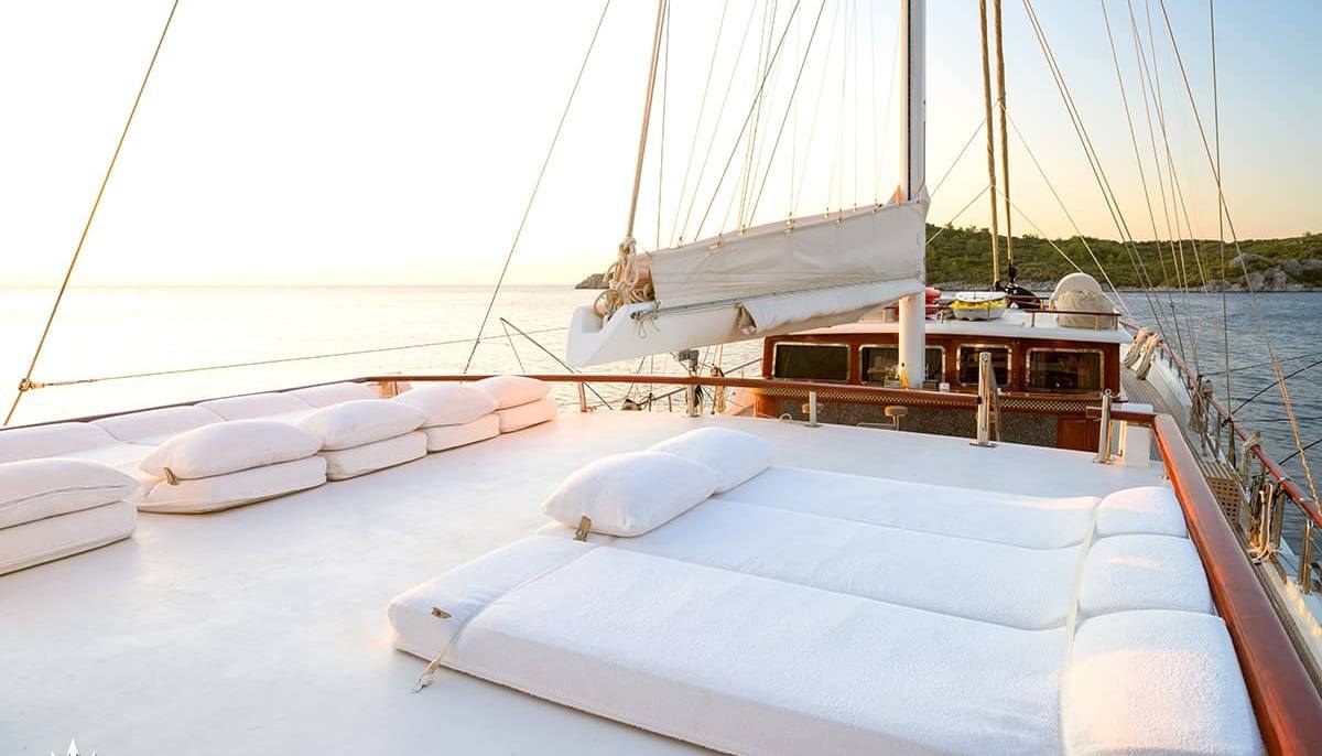 KAPTAN KADIR yacht charter 4