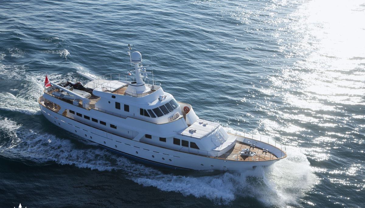 MIZAR yacht charter 5