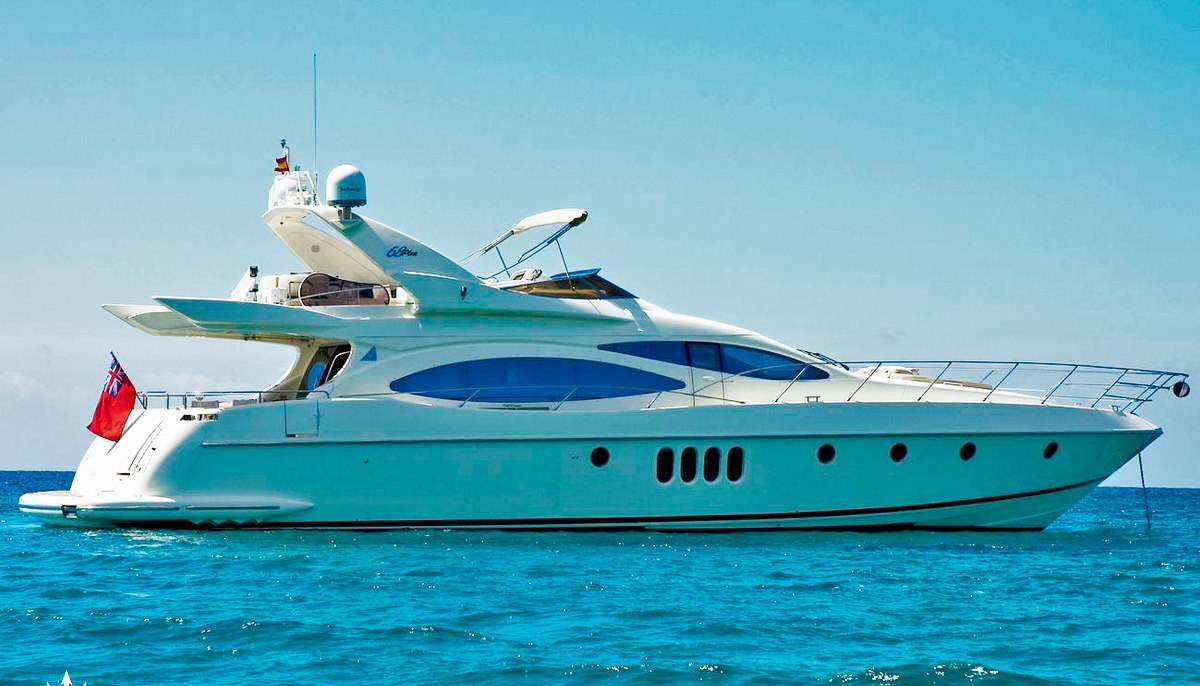 LADY RENEE yacht charter 2