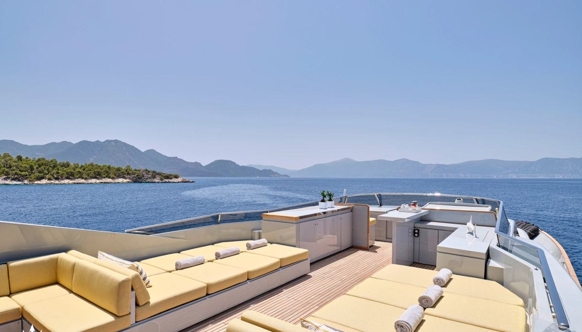 KINTARO yacht charter 3