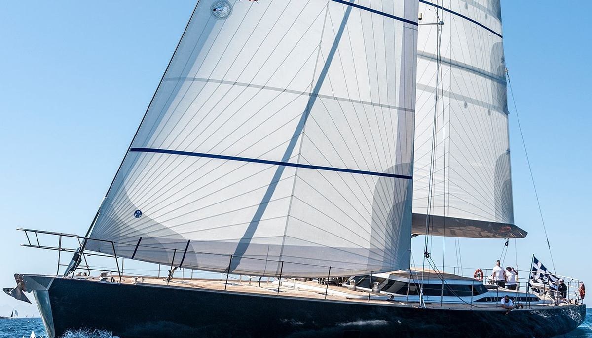 BLACK LION yacht charter 2