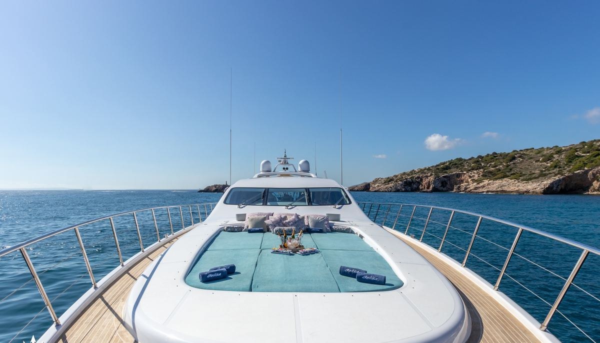 BELISA yacht charter 3