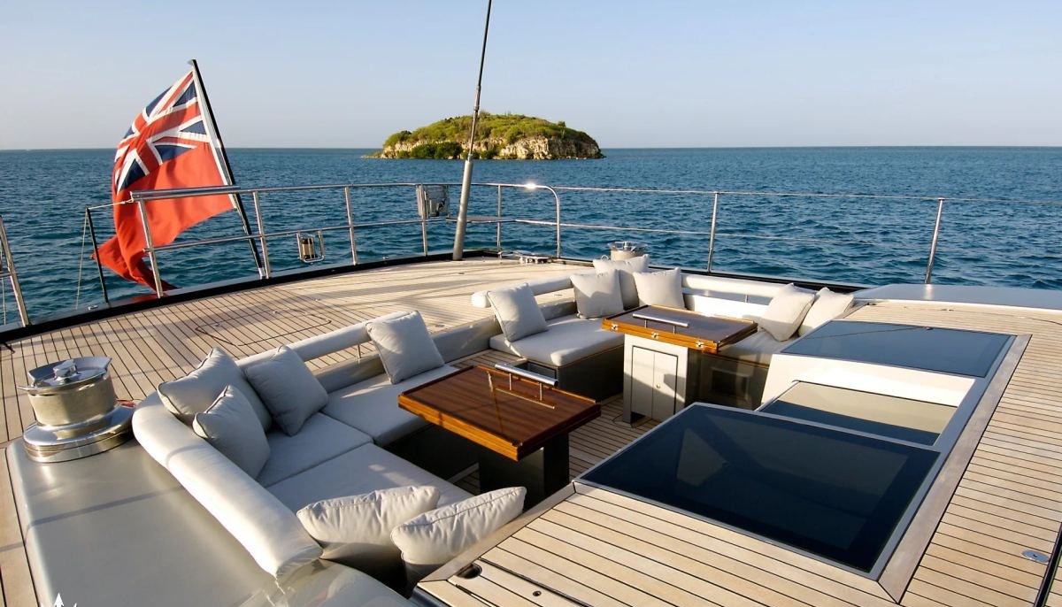 MYSTERE yacht charter 5