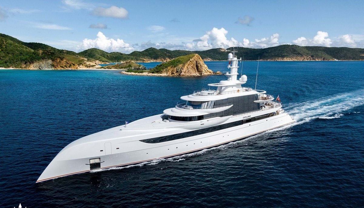 EXCELLENCE yacht charter 2