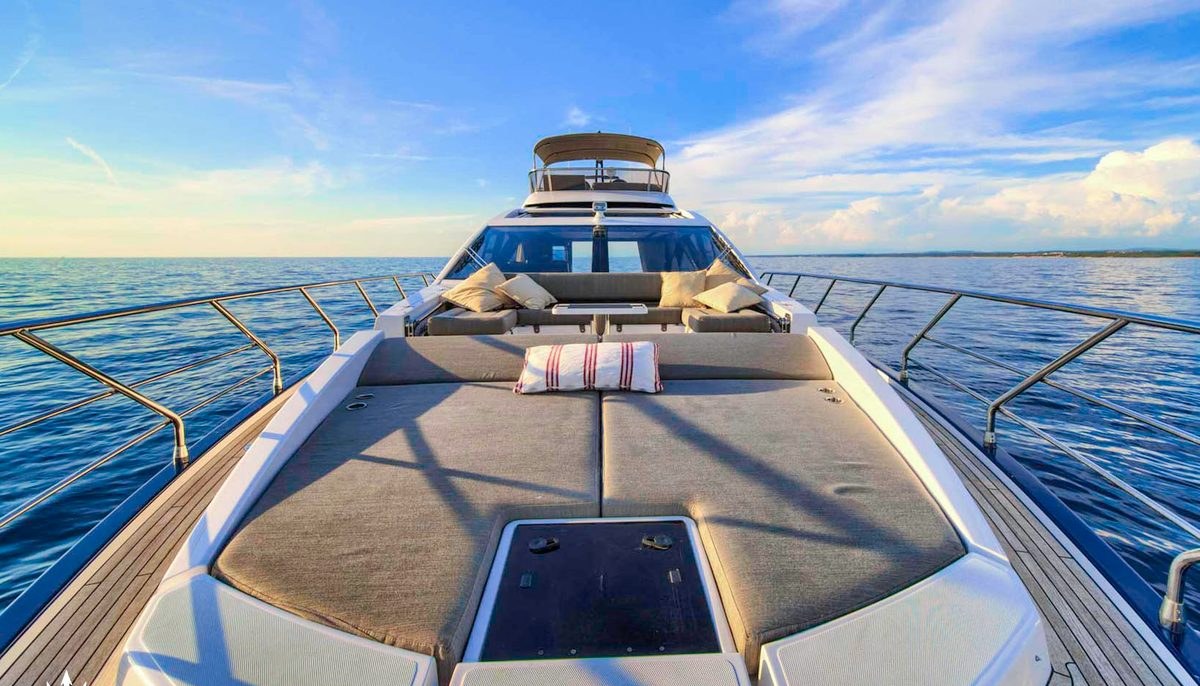 MUDITA yacht charter 3