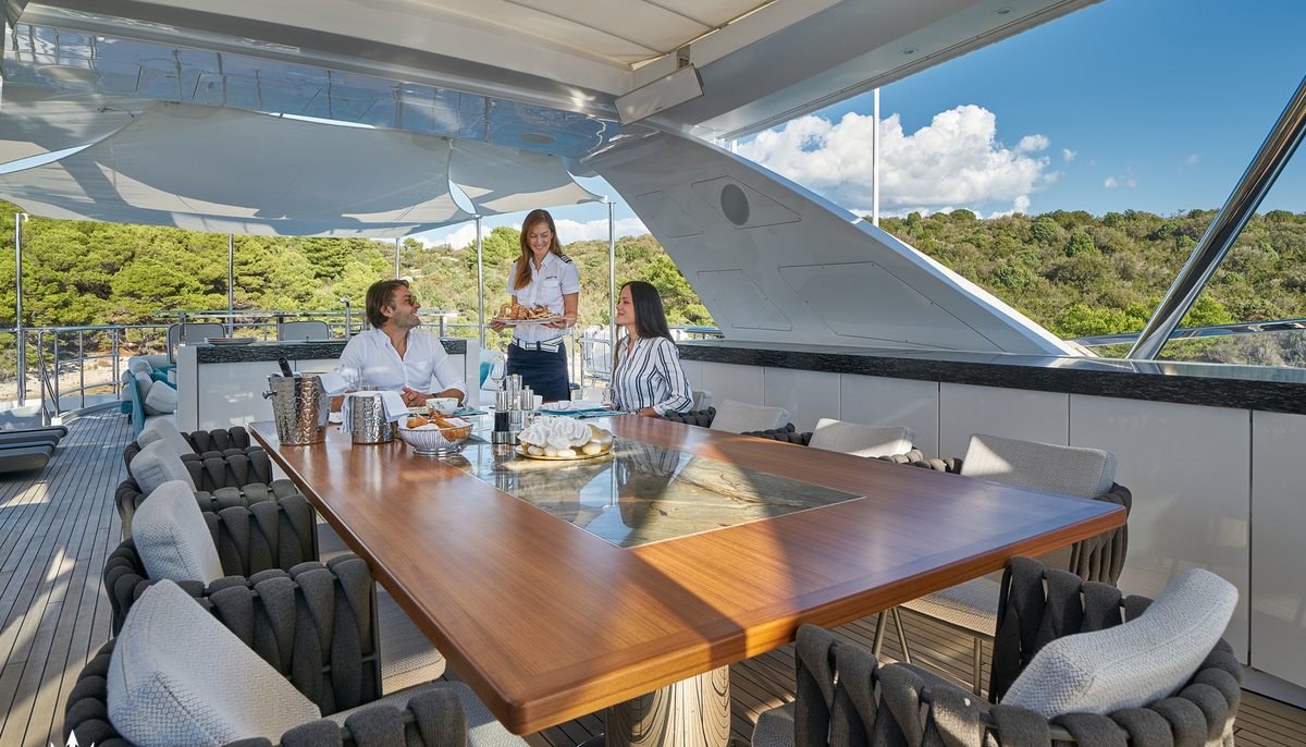 HAPPY ME yacht charter 5