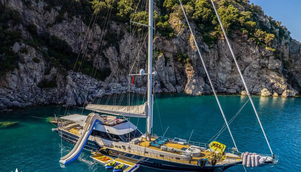GOOD LIFE yacht charter 2