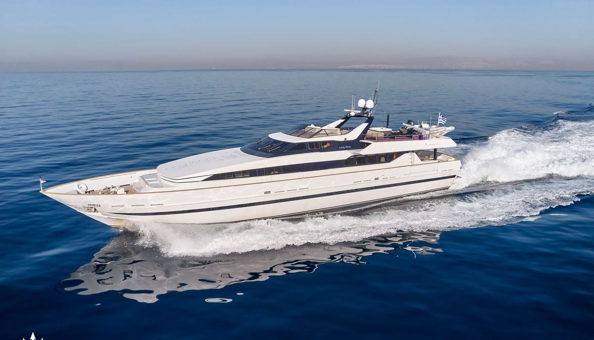 LADY RINA yacht charter 2