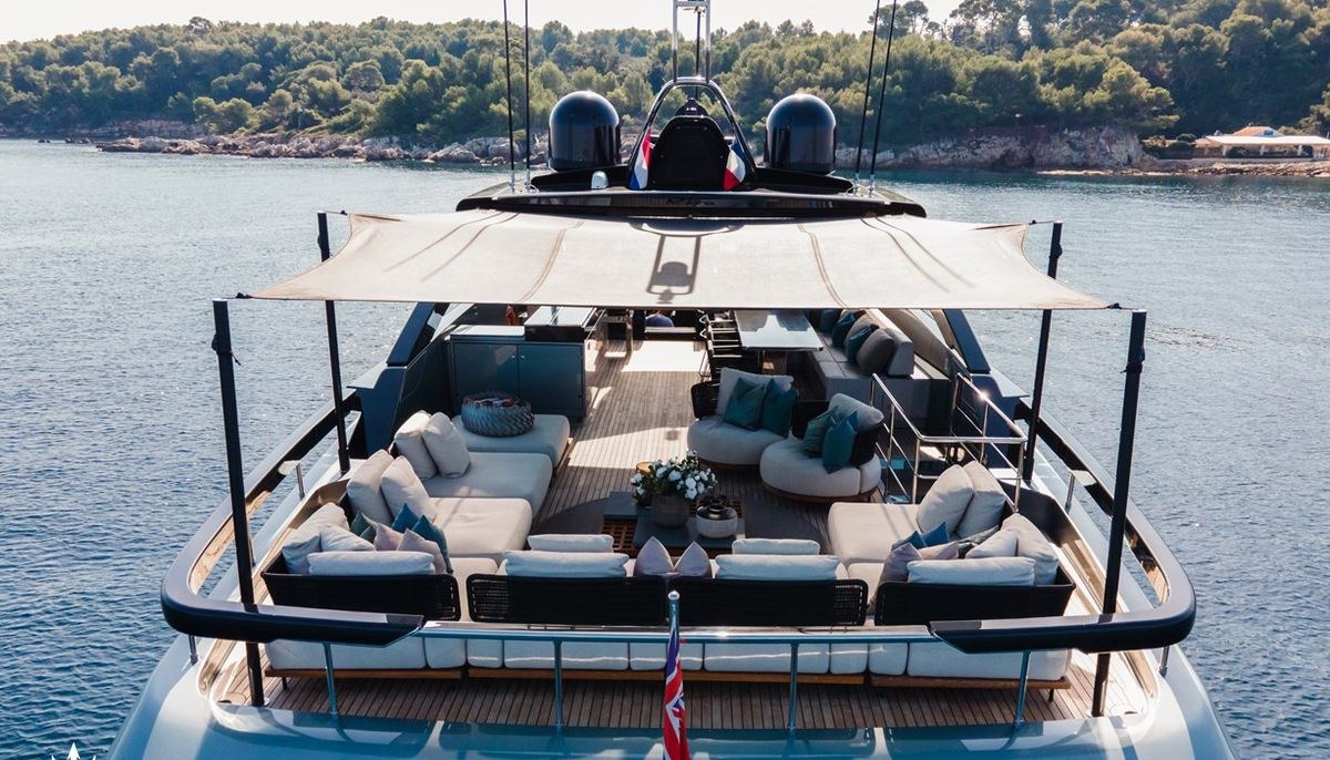 ELLA yacht charter 4