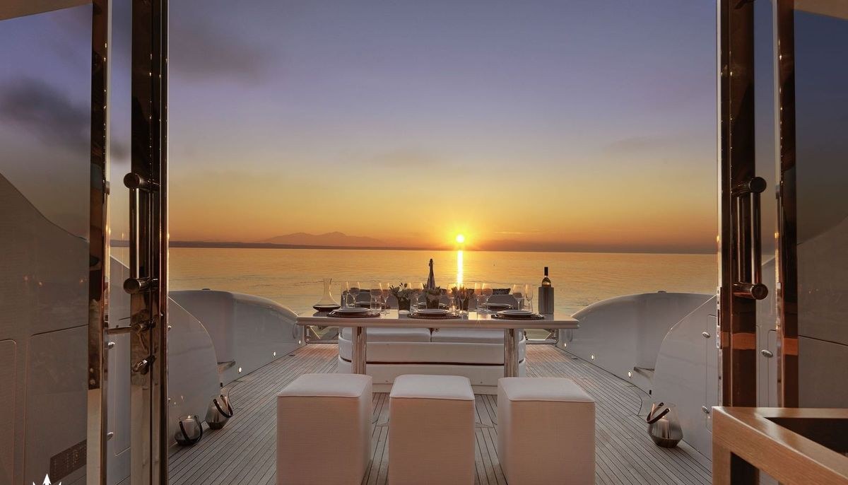 RUBY yacht charter 5