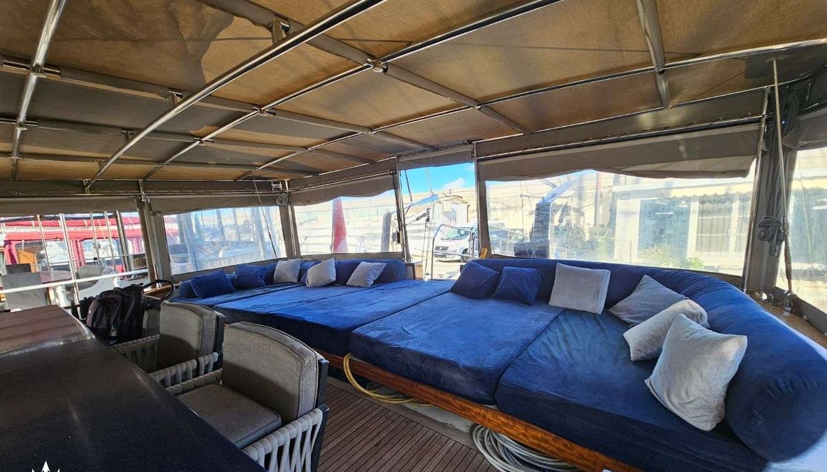DREAM A yacht charter 4
