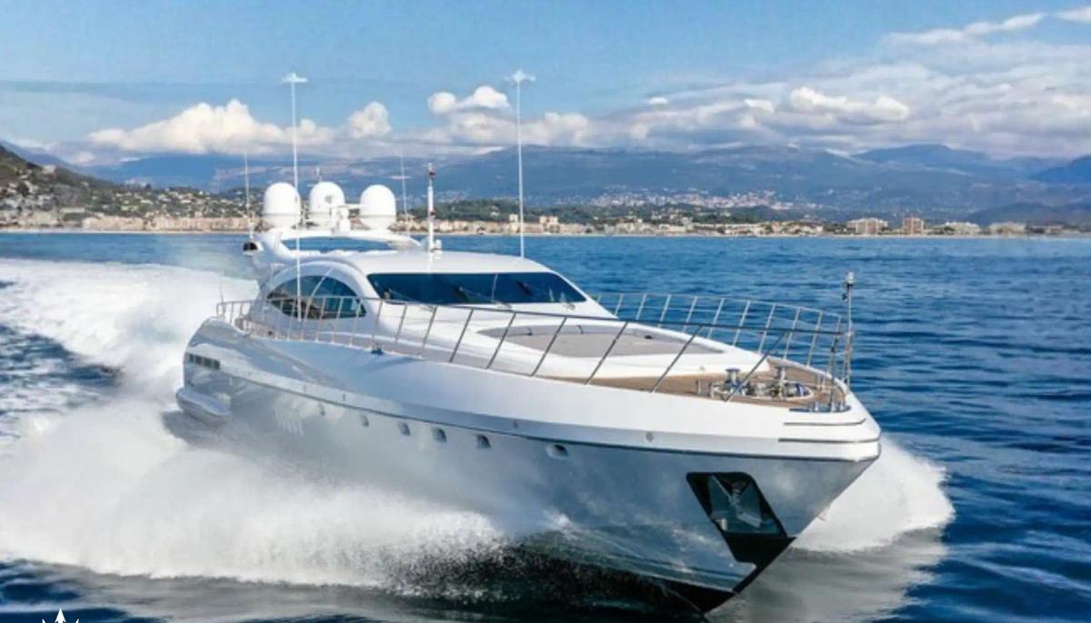 BO yacht charter 2