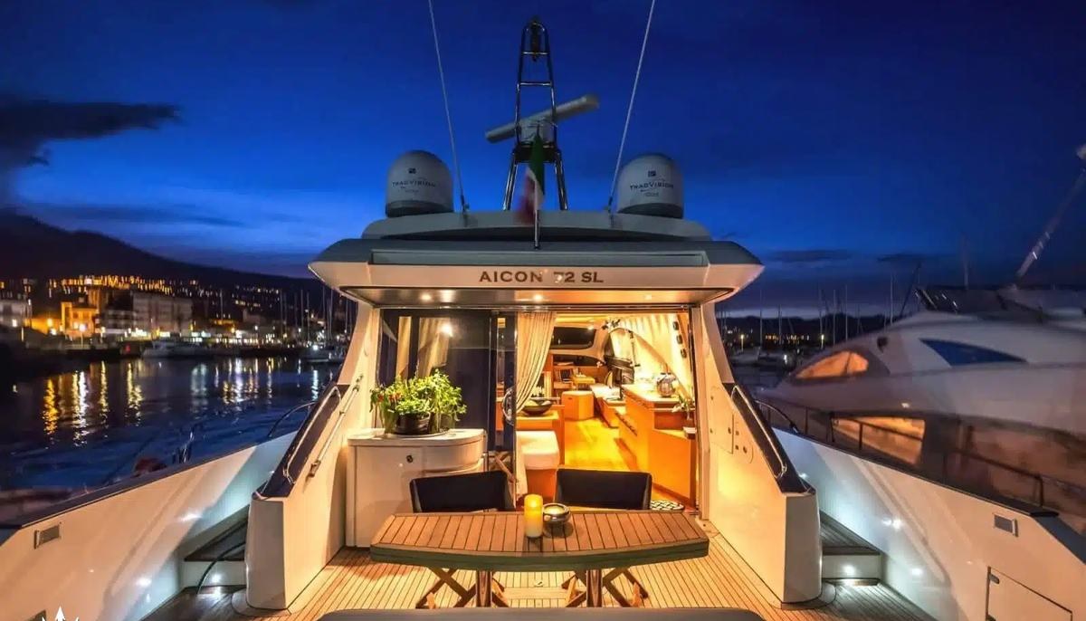 ARWEN yacht charter 4