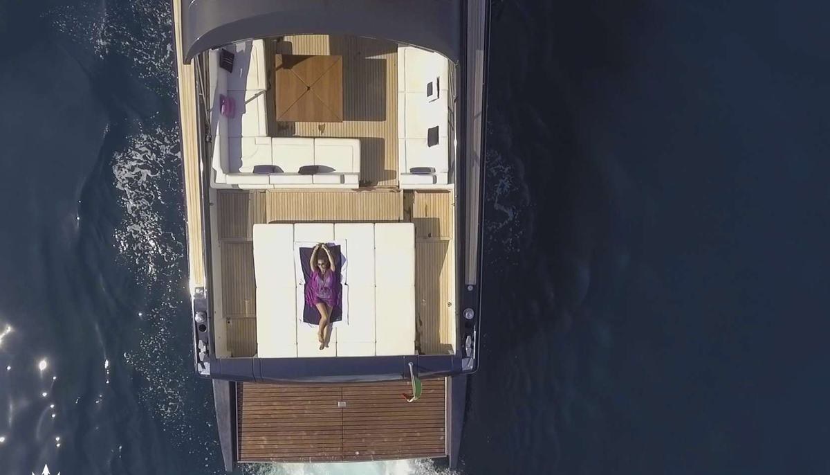 BLUE MAMBA yacht charter 3