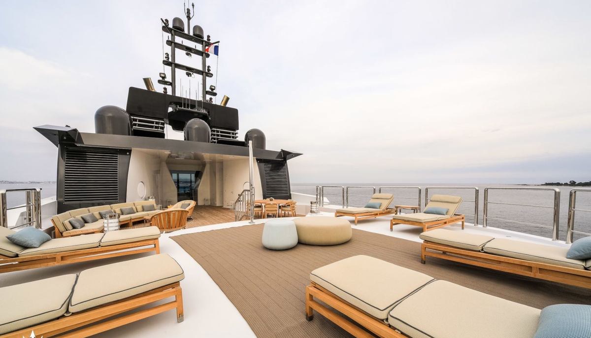 AHS yacht charter 5
