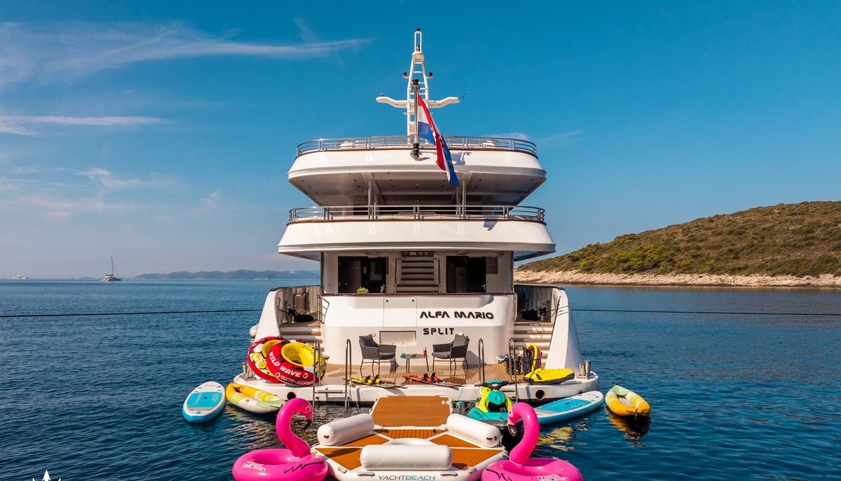 ALFA MARIO yacht charter 5