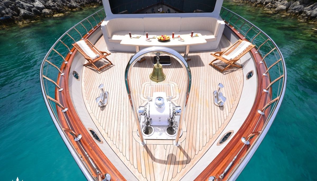 SIMAY F yacht charter 3