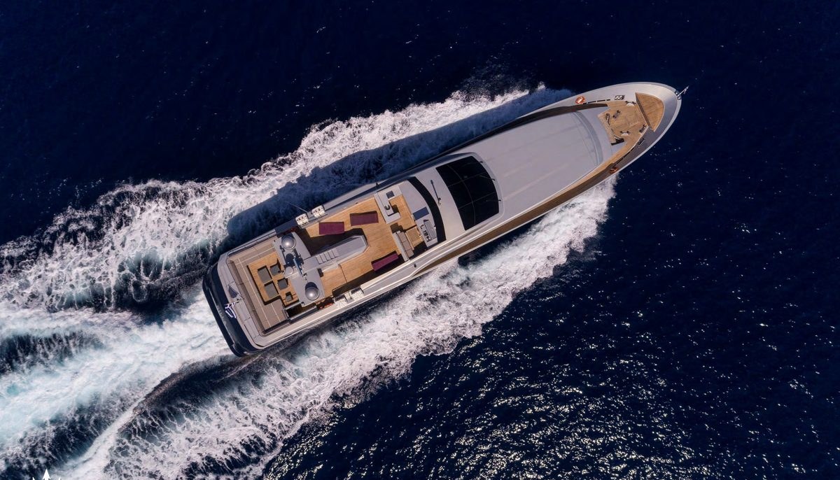 BILLA yacht charter 4