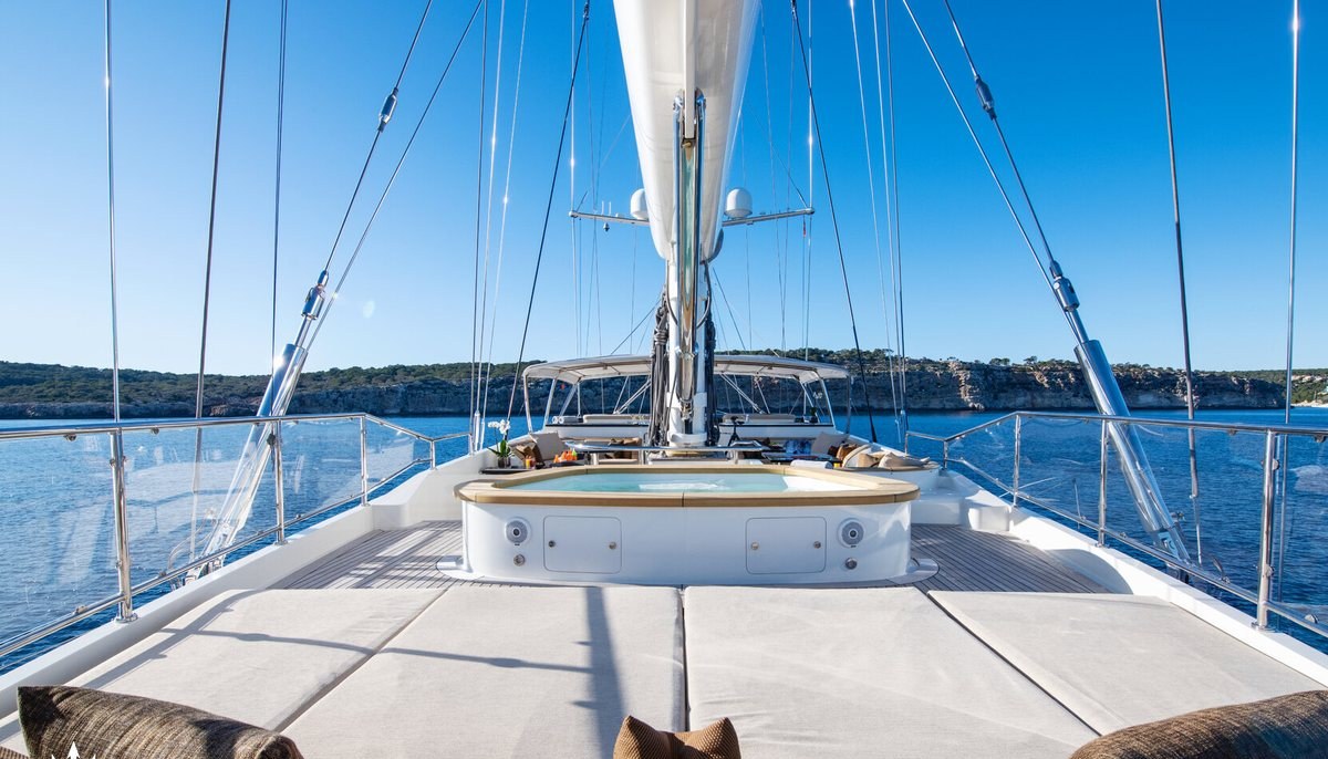 ASAHI yacht charter 3