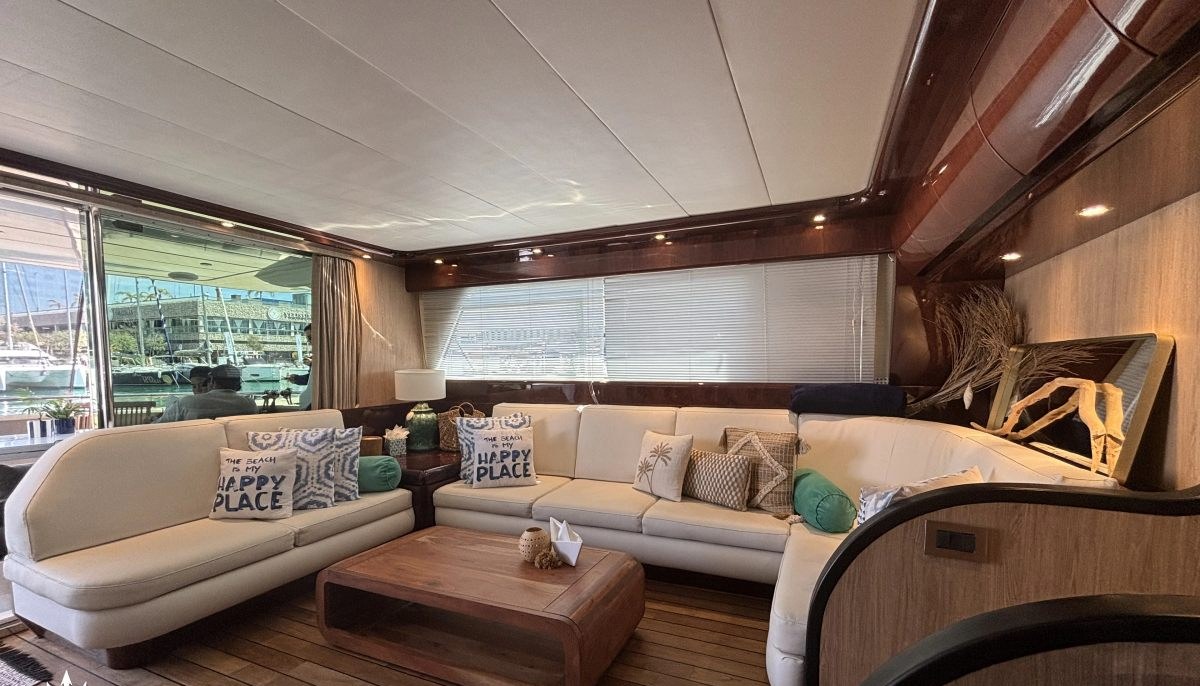 IODA II yacht charter 4