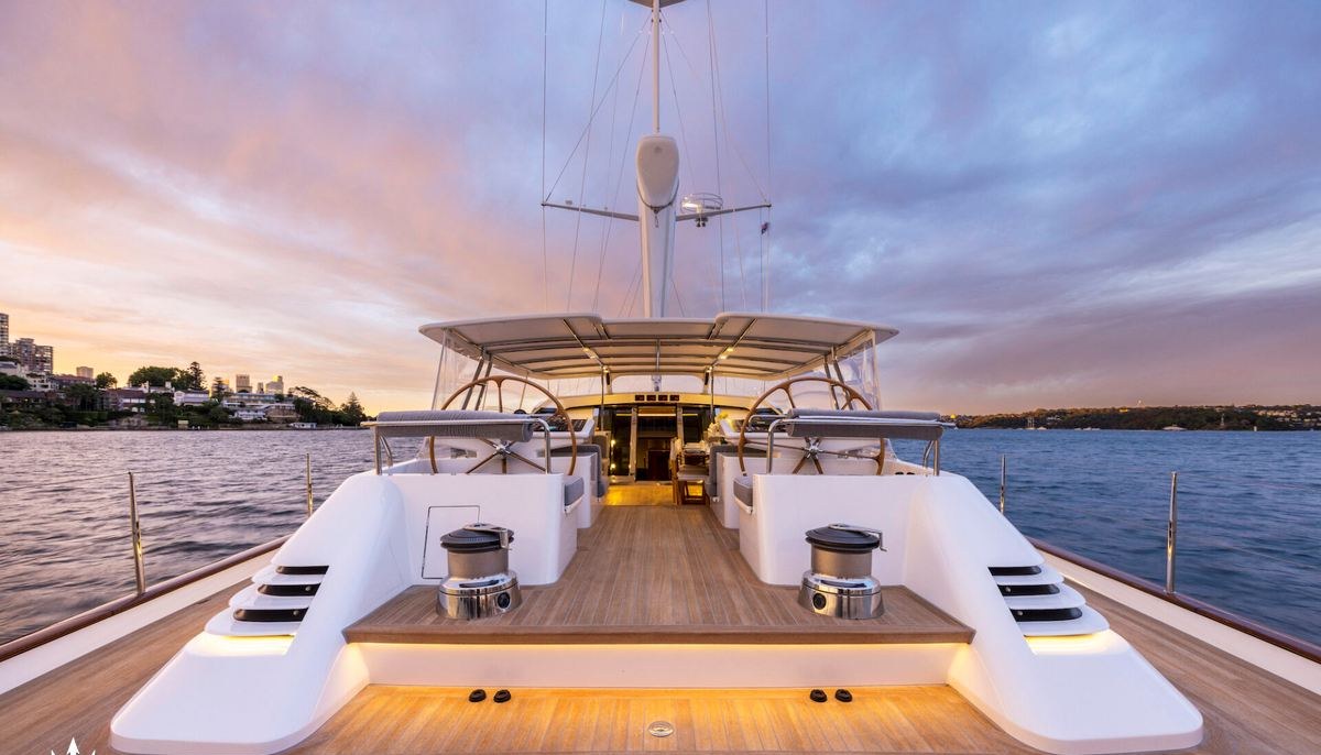 MISS SILVER yacht charter 3