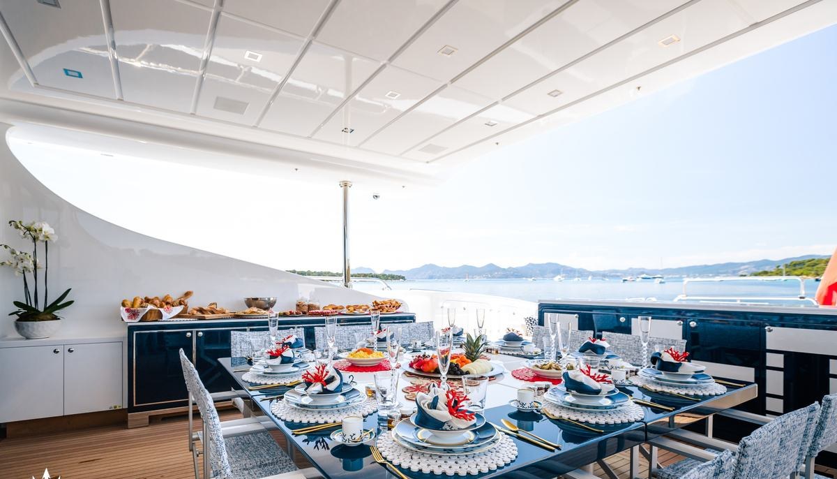 DA VINCI yacht charter 5