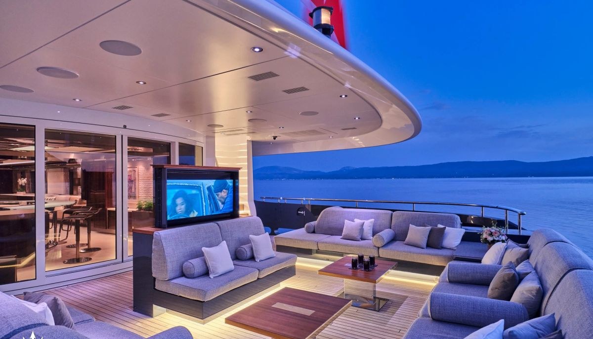 TOTEM yacht charter 5