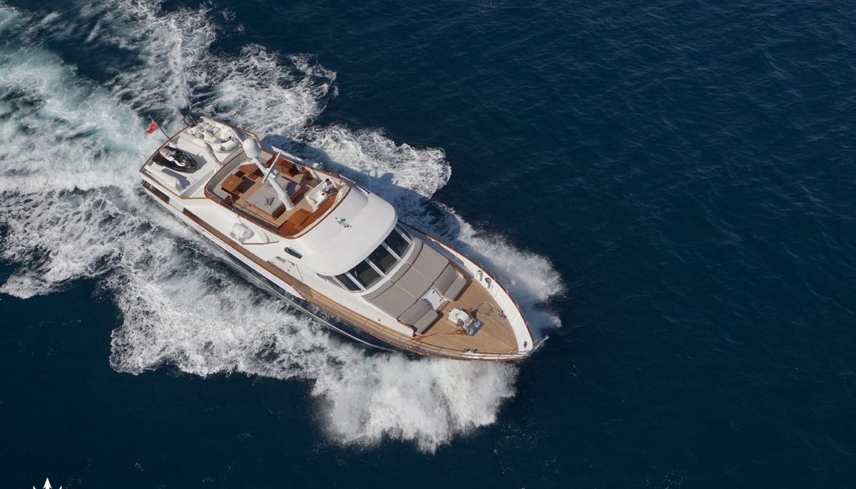 DUNE yacht charter 3