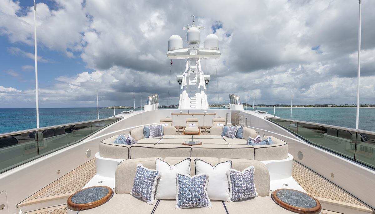 GIGIA yacht charter 4