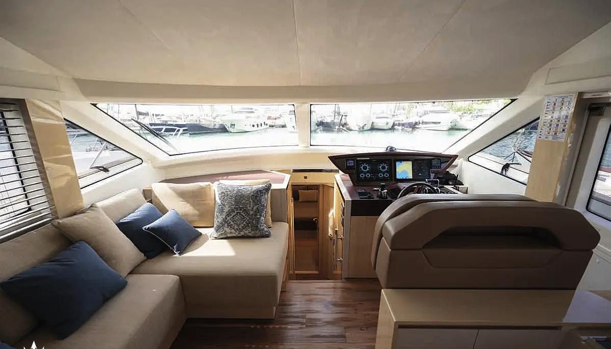 FIVE WEEKS yacht charter 5