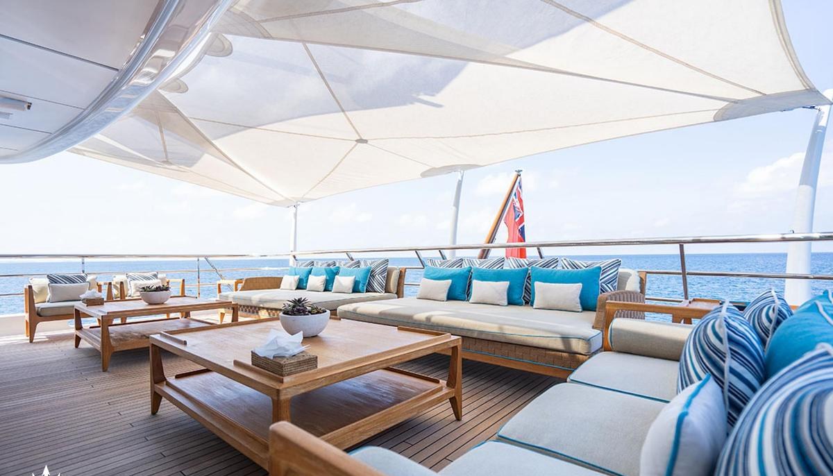 DEEP BLUE yacht charter 4