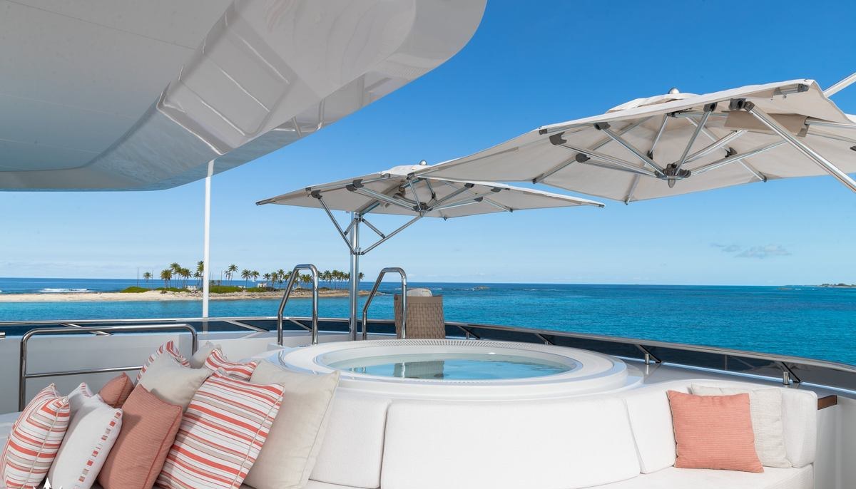 SANTOSHA yacht charter 3