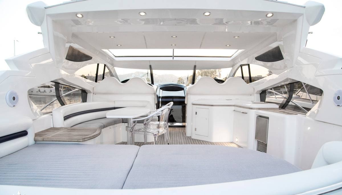 CHARLIE FOX yacht charter 4