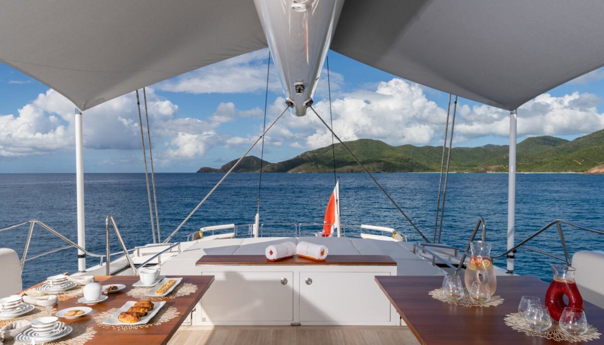 RED DRAGON yacht charter 4
