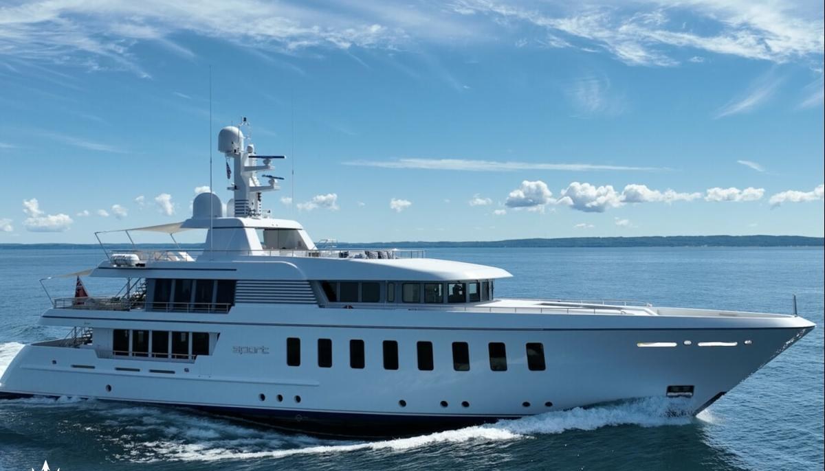 SPORT yacht charter 2