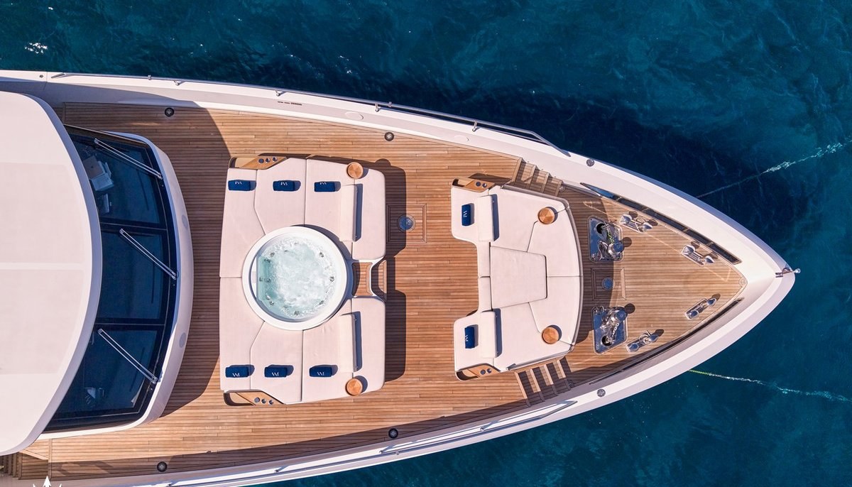 VOLO MARE yacht charter 3