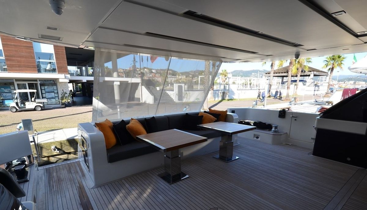 JACKI yacht charter 5