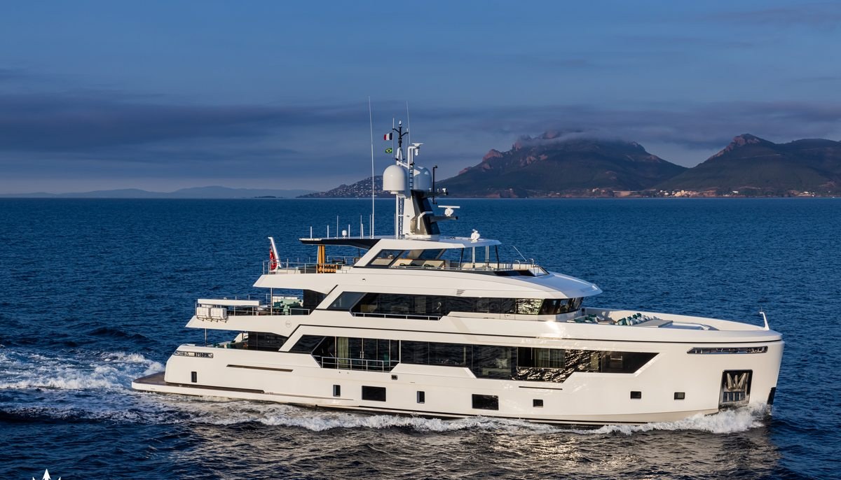 EMOCEAN yacht charter 2
