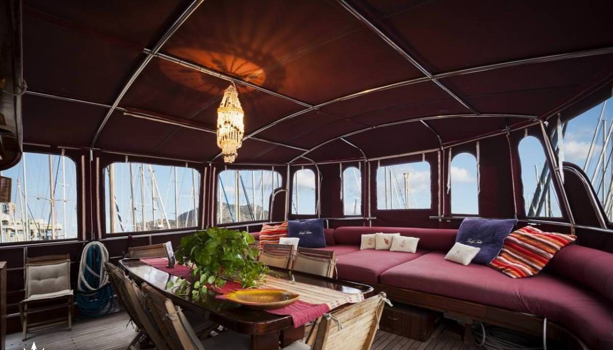 LATIFE SULTAN yacht charter 4