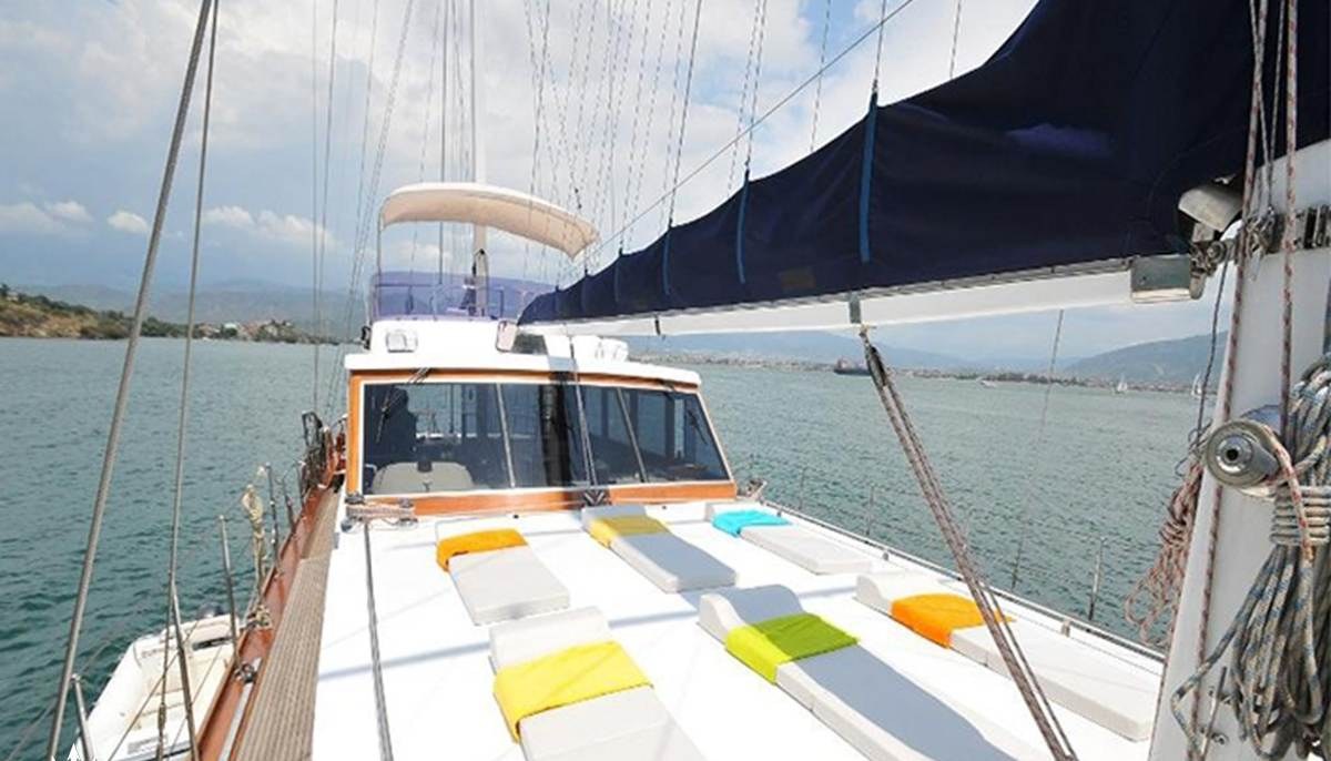 EUPHORIA I yacht charter 3
