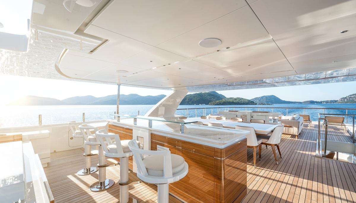 SUNRISE yacht charter 4