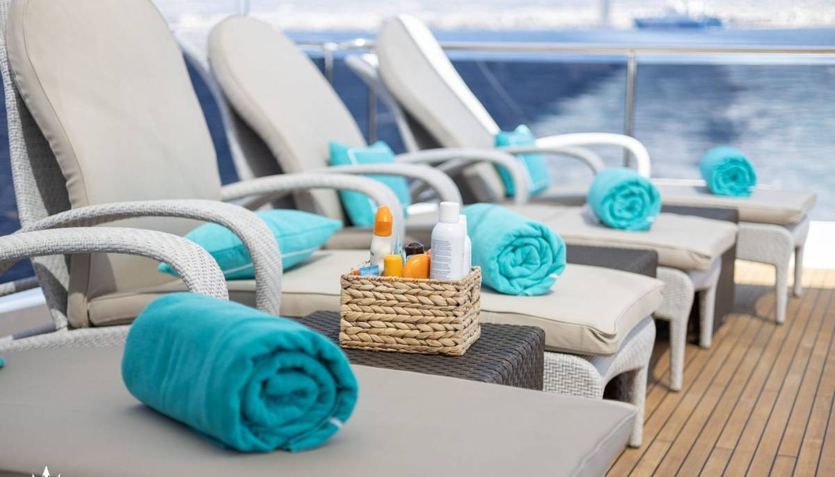 ANKA yacht charter 3
